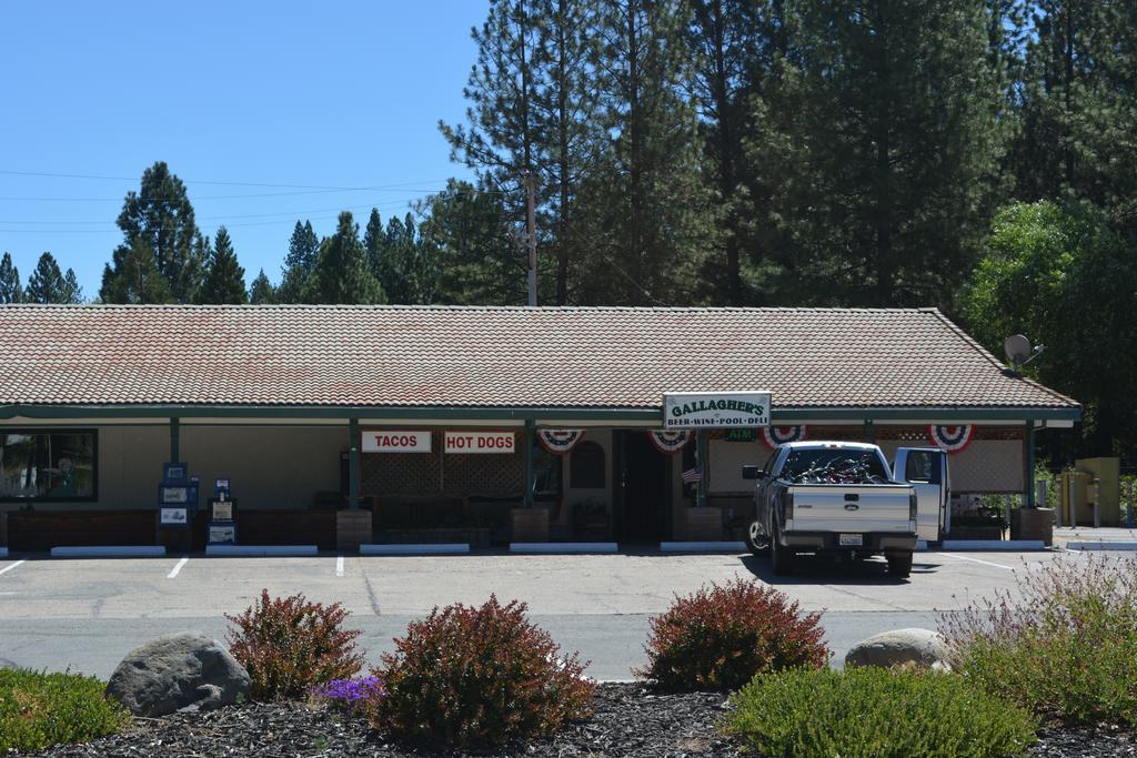 Pioneer Inn & Suites Volcano エクステリア 写真