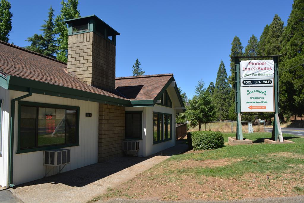 Pioneer Inn & Suites Volcano エクステリア 写真