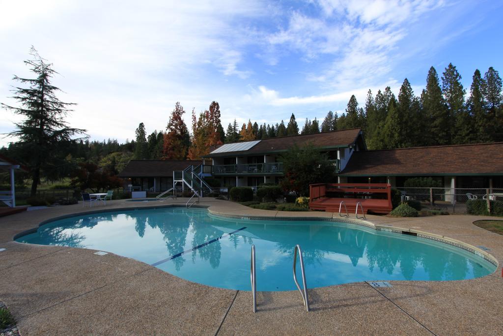 Pioneer Inn & Suites Volcano エクステリア 写真