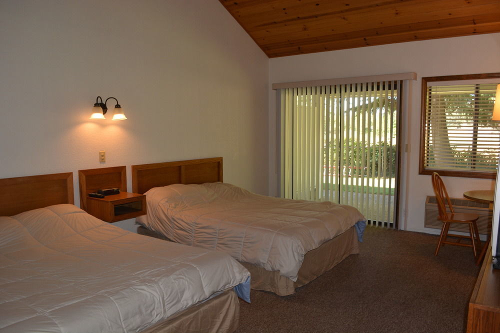 Pioneer Inn & Suites Volcano エクステリア 写真