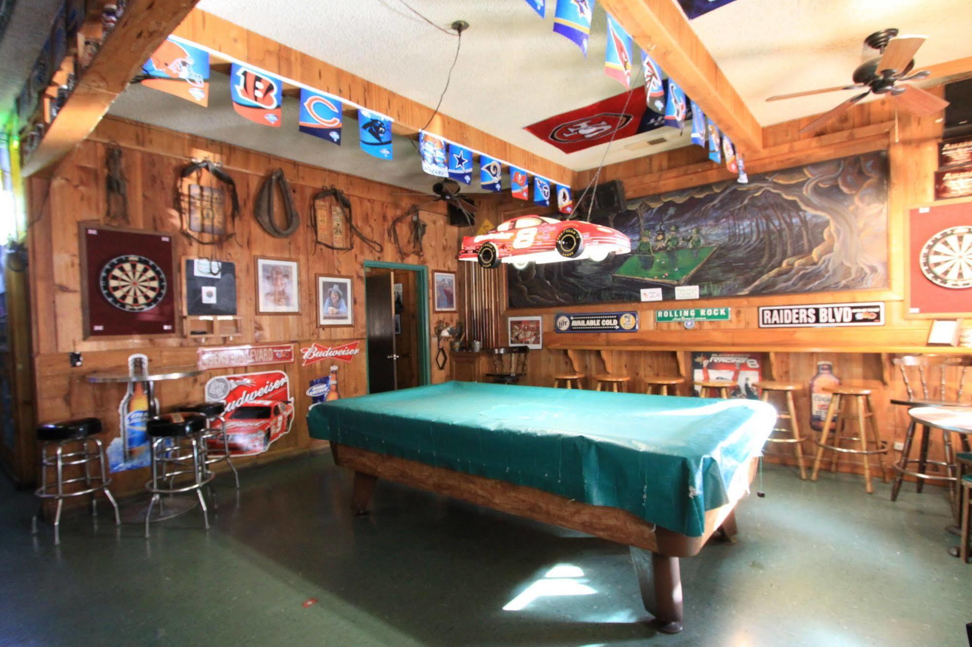 Pioneer Inn & Suites Volcano エクステリア 写真